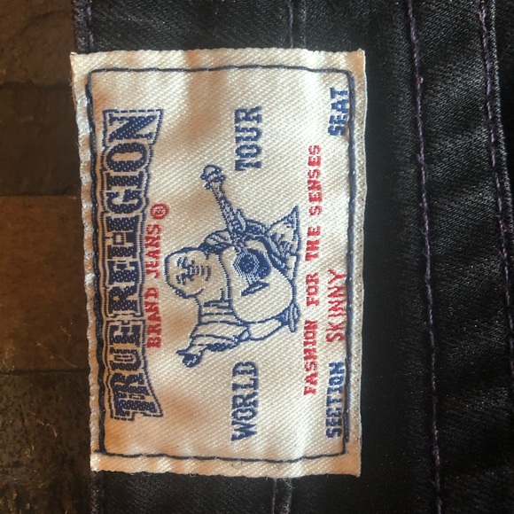 True Religion ripped skinny jean - Picture 2 of 5